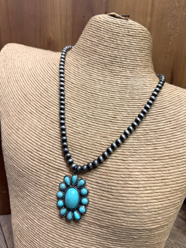 Turquoise Oval Western Necklace | Silver