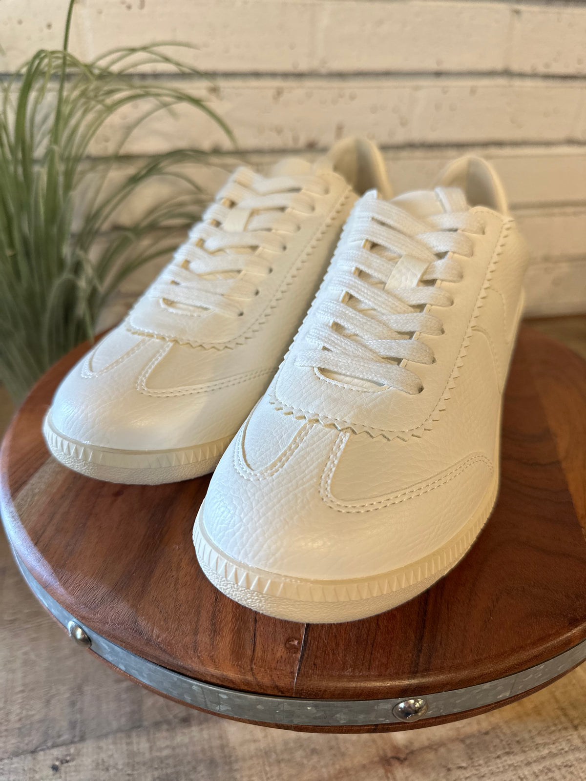 The Kyla Classic Low Top Sneaker | White