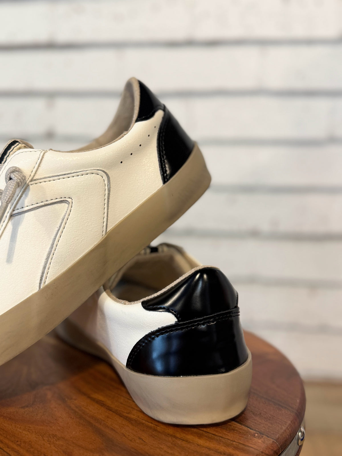 Shu Shop Sasha Sneaker | Black & White