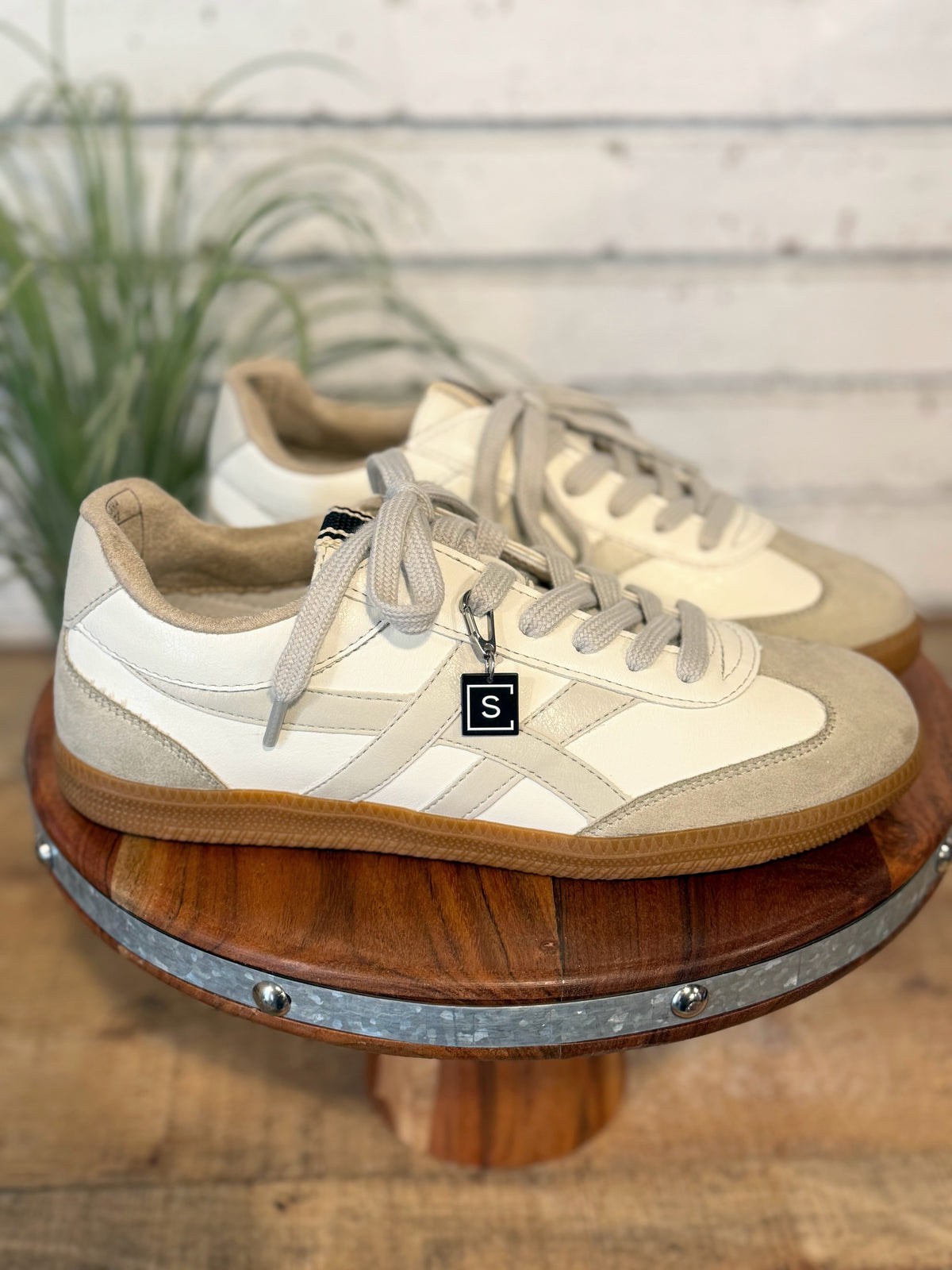 Shu Shop Sasha Sneaker | White