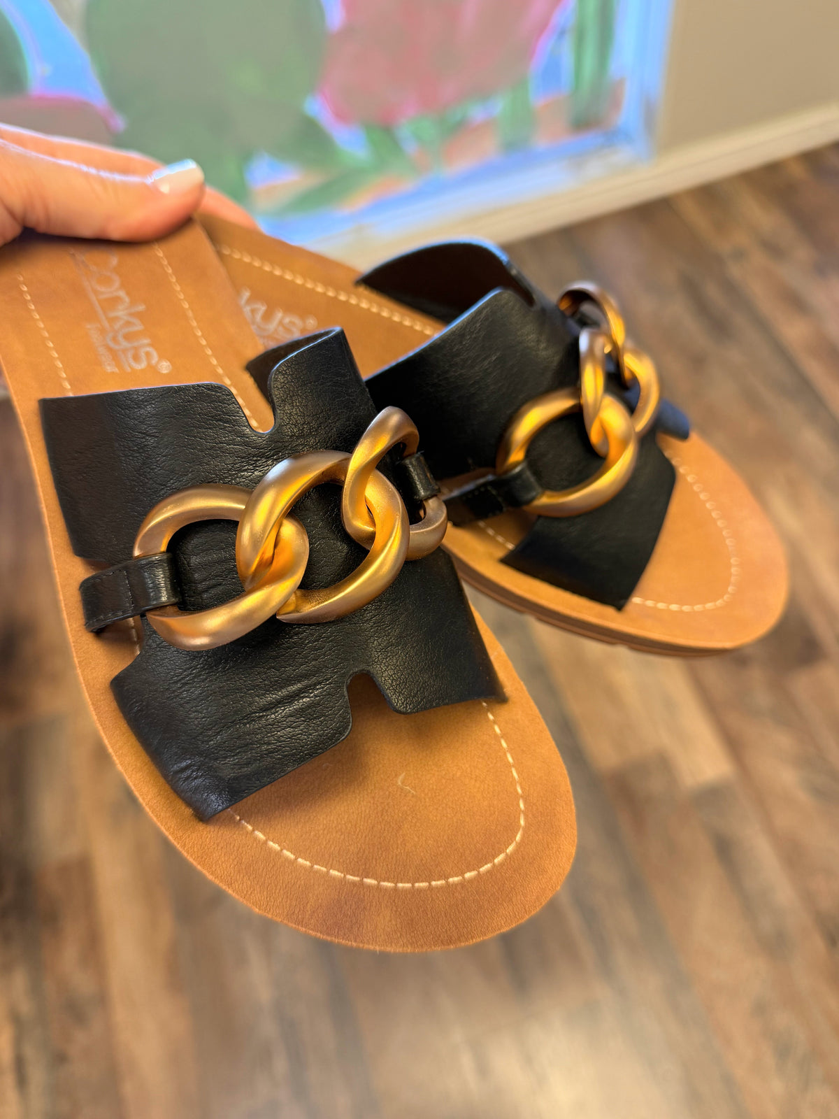 Corky's Chain Letter Sandal | Black