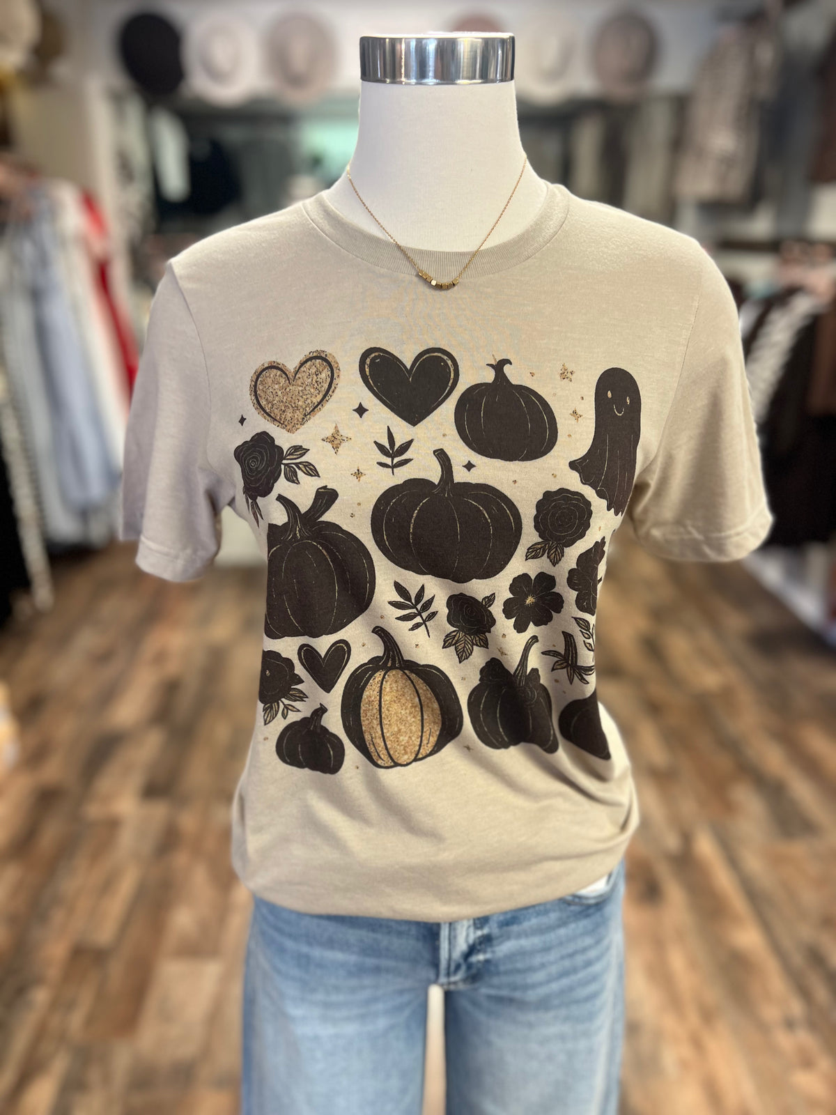 Ghost Pumpkin Collage Tee | Beige