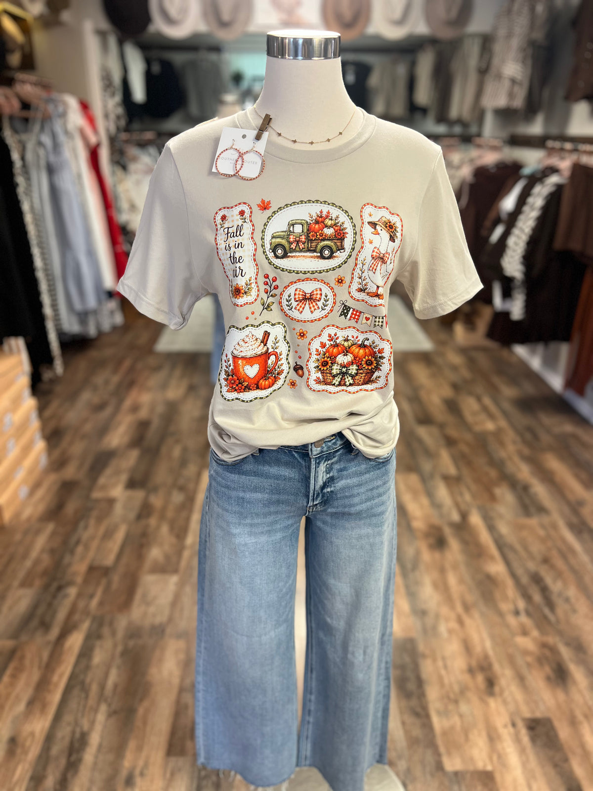 Fall Floral Farm Collage Tee | Dust