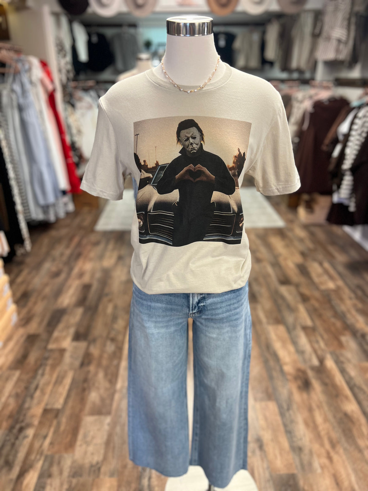 Michael Myers Heart Hands Tee | Natural