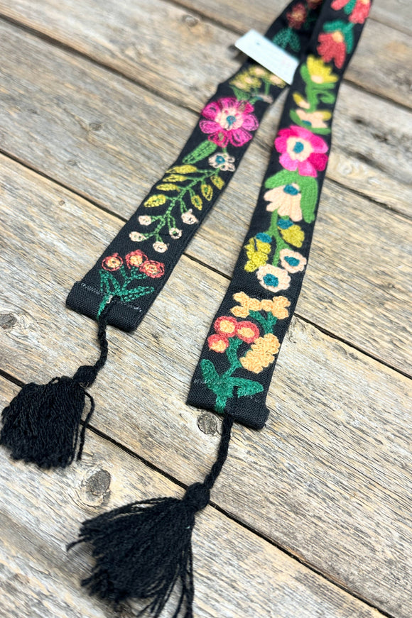 Embroidered Floral Hat Band | Black