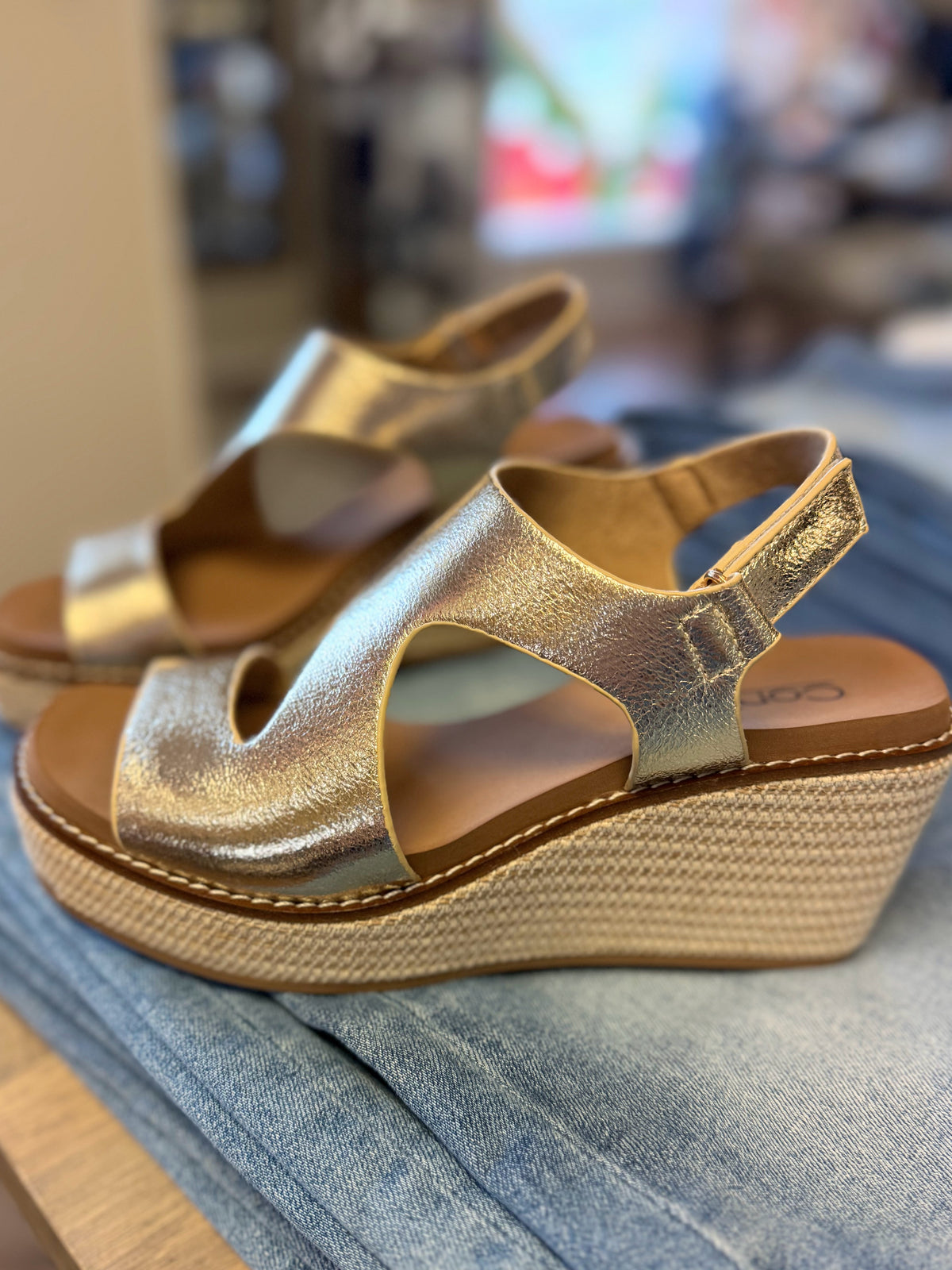 Corky's Steppin' Out Sandal | Gold