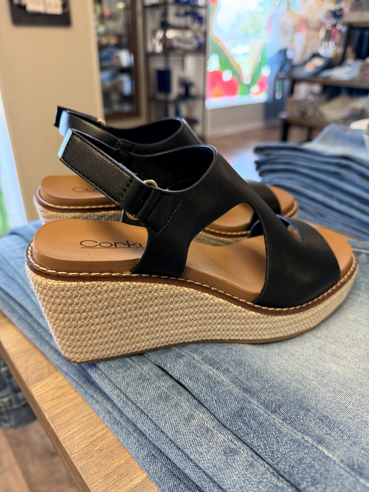 Corky's Steppin' Out Sandal | Black