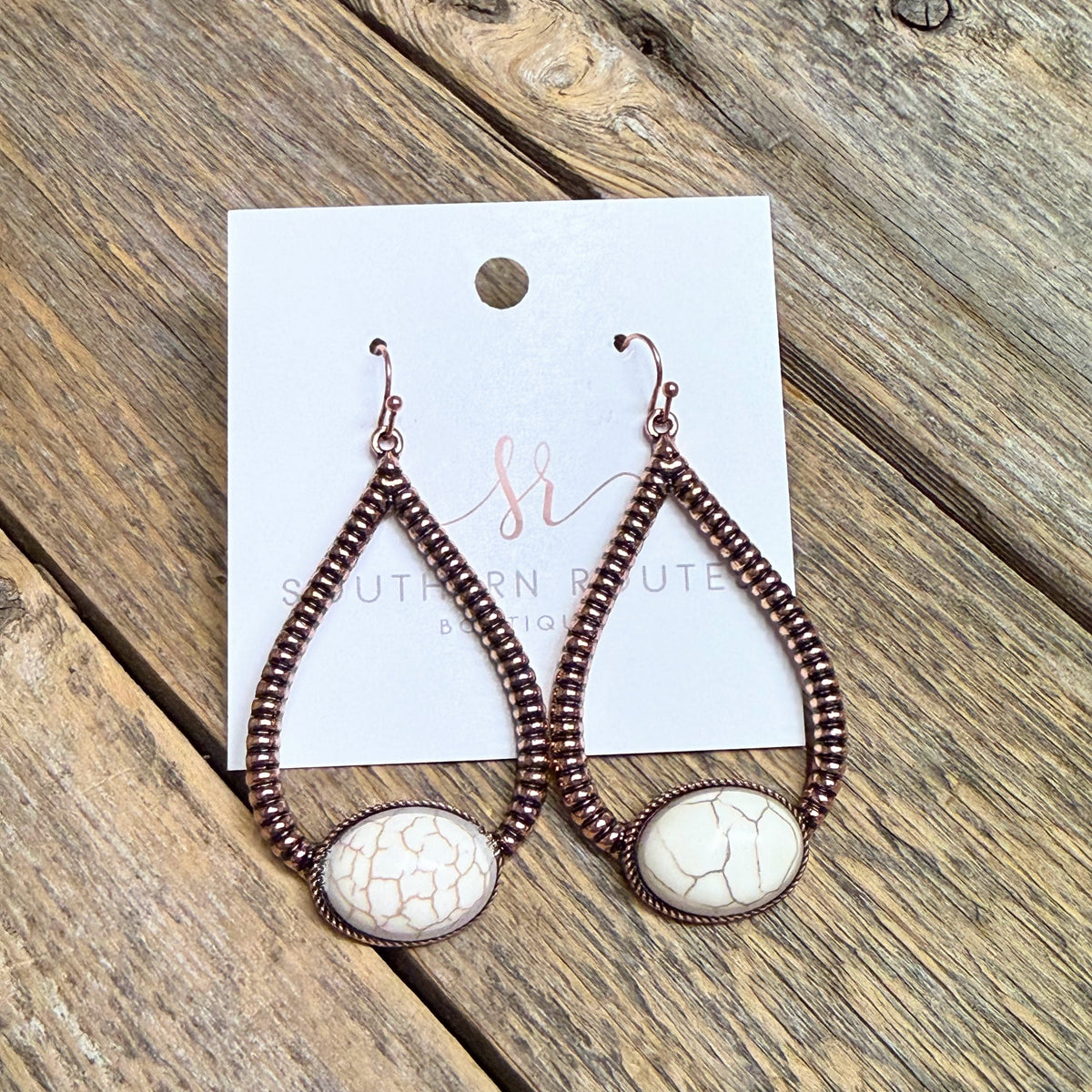 Ivory Teardrop Western Earrings | Bronze