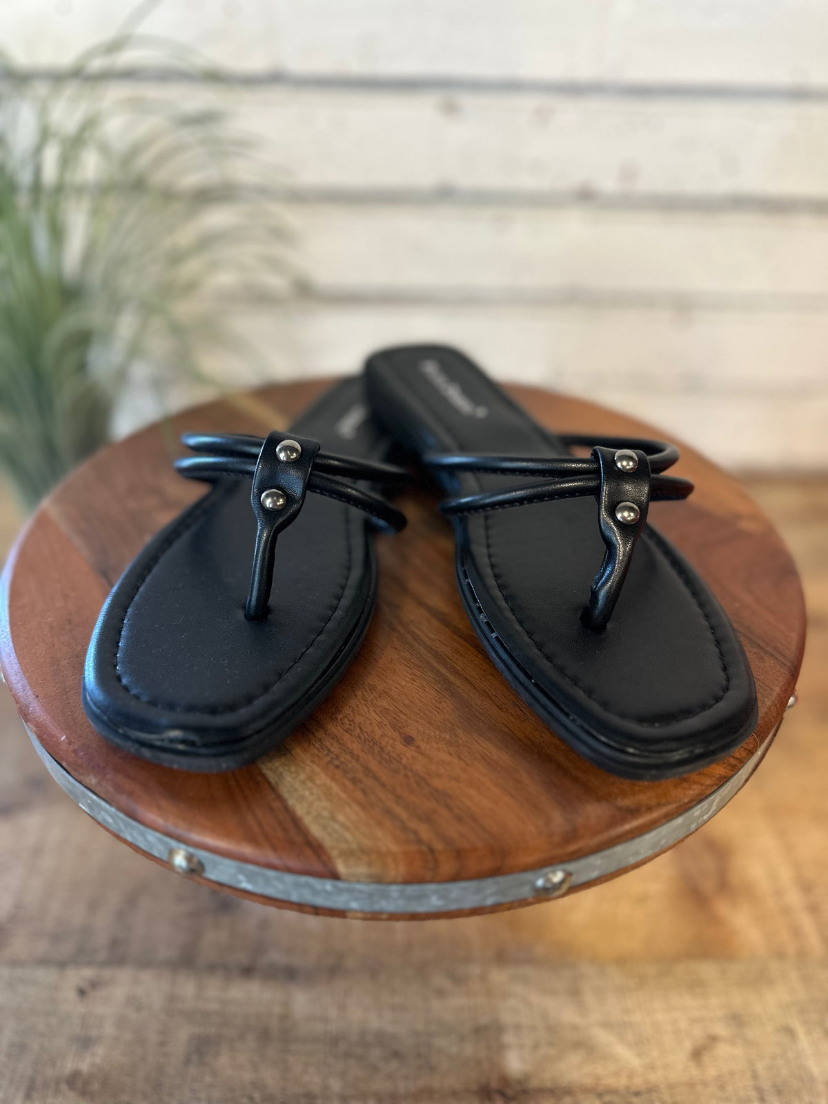 The Empress Sandal | Black