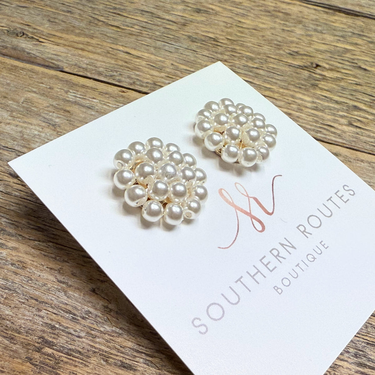 Large Pearl Cluster Stud Earrings | Gold
