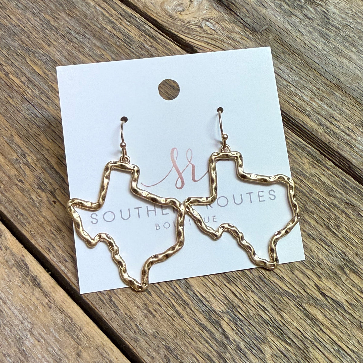 Hammered Texas Outline Earrings | Gold