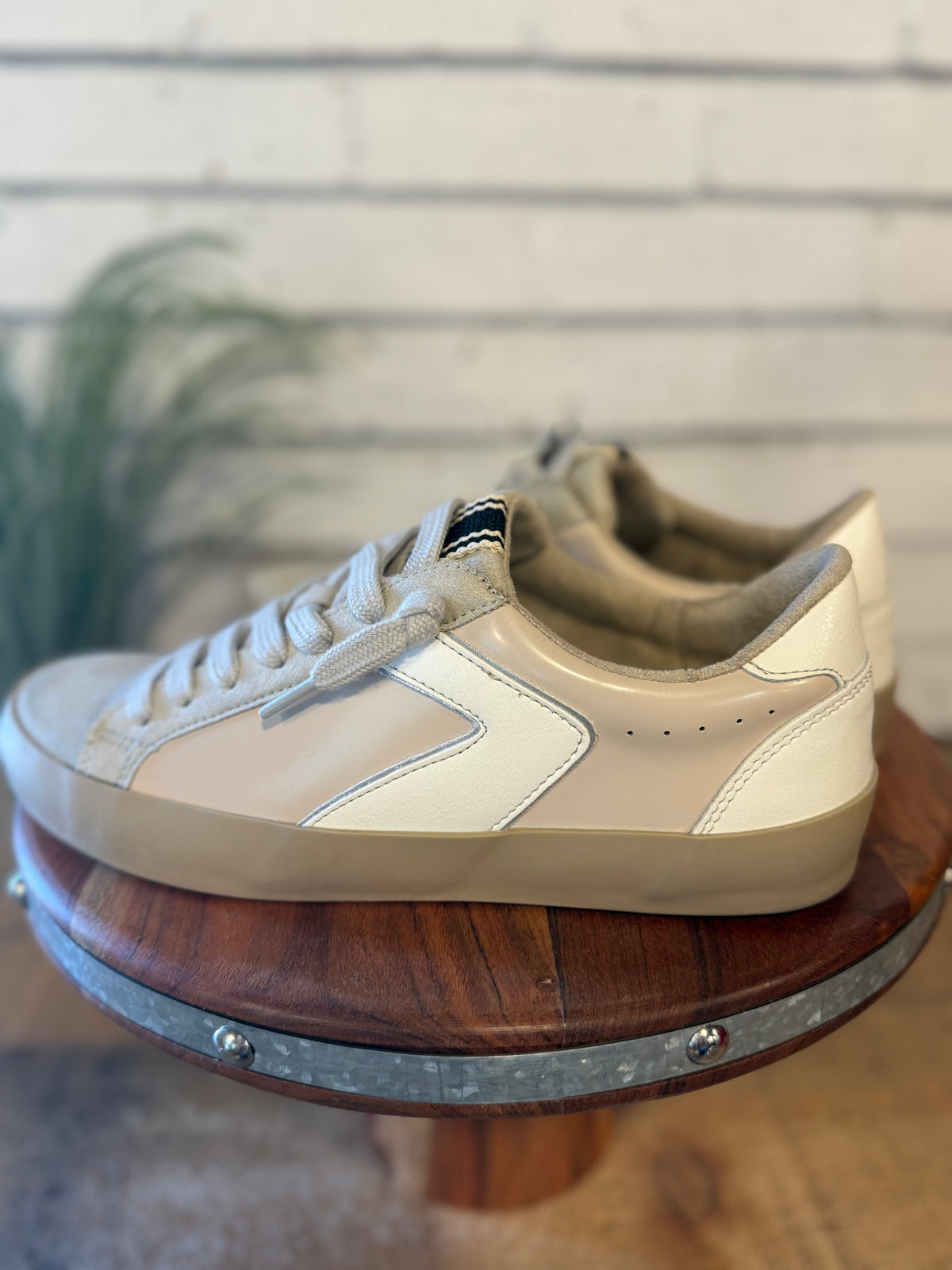 Shu Shop Robbie Sneaker | Beige Patent