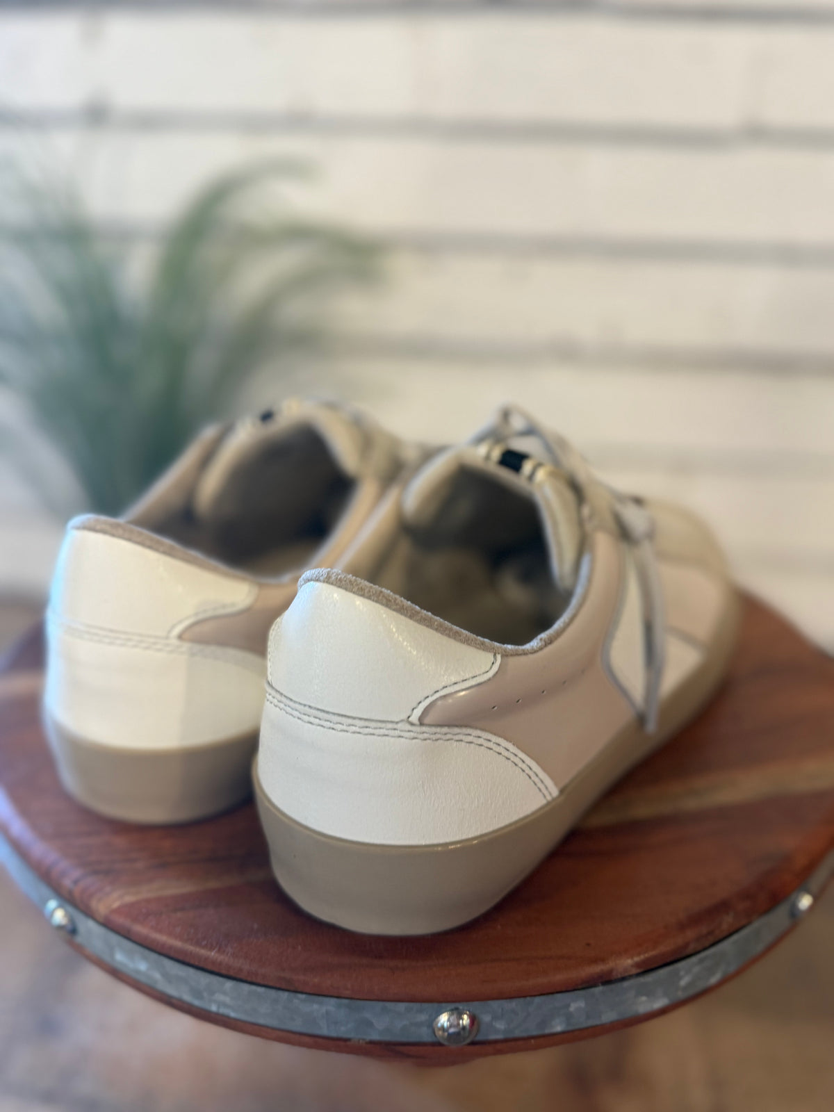 Shu Shop Robbie Sneaker | Beige Patent