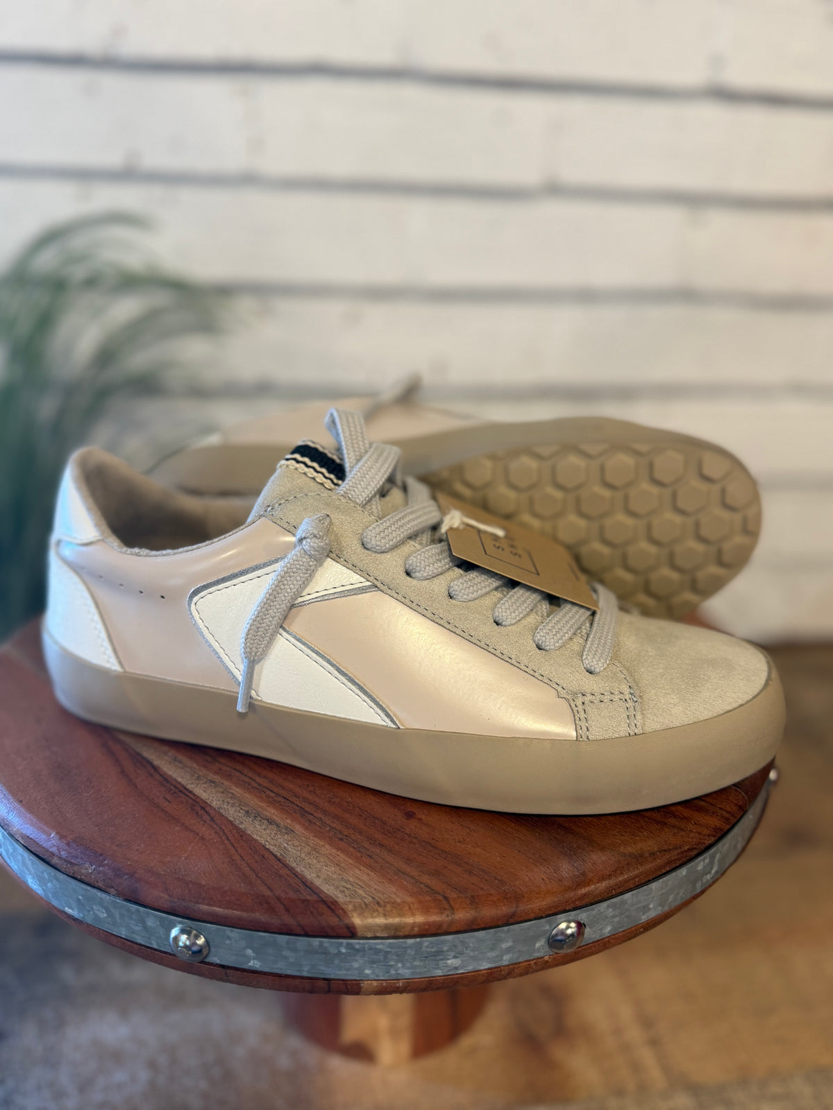 Shu Shop Robbie Sneaker | Beige Patent