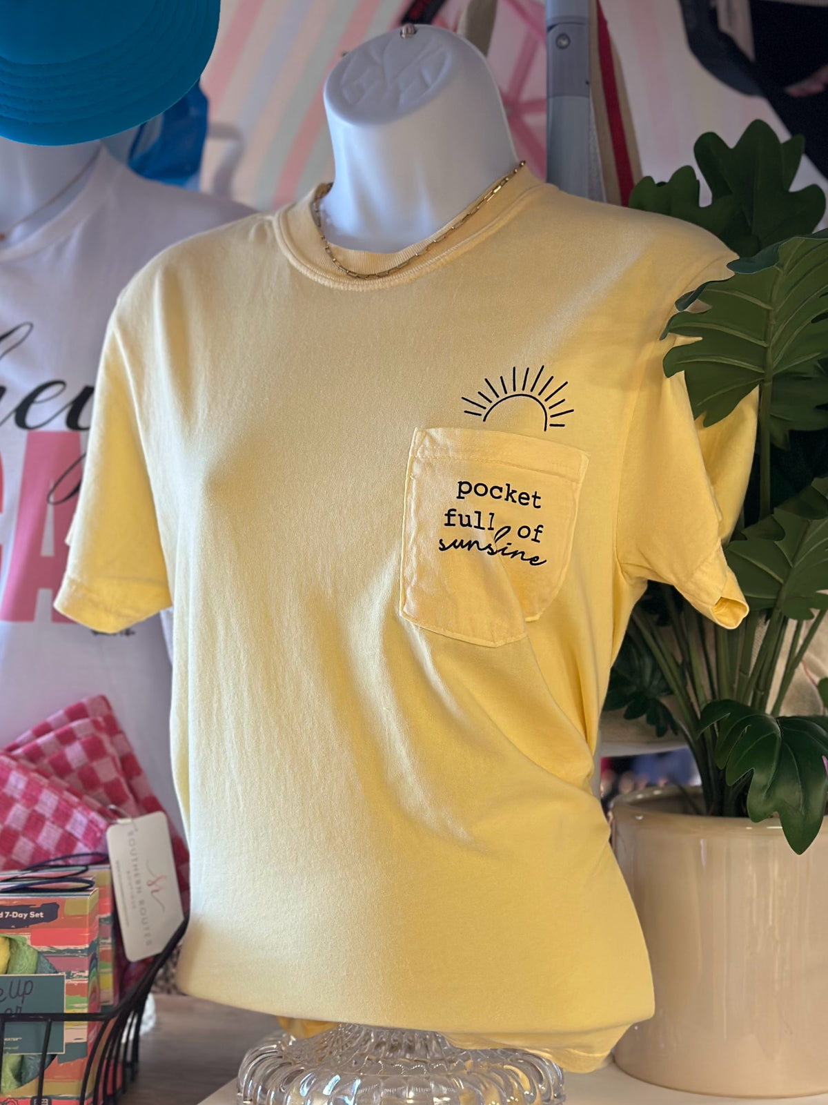 Pocket Full Of Sunshine Tee | Yellow