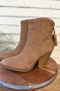 River Whip Stitch Boot | Tan