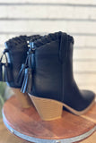 River Whip Stitch Boot | Black