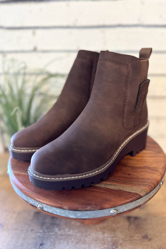 The Agenda Boot | Brown