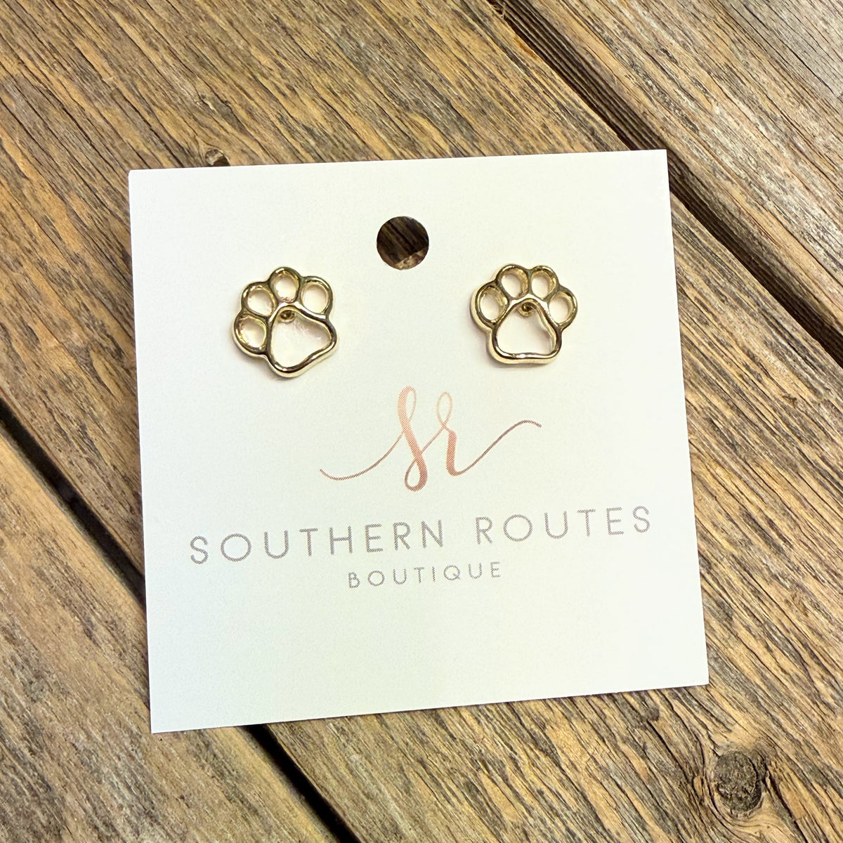 Cougar Paw Stud Earrings | Gold