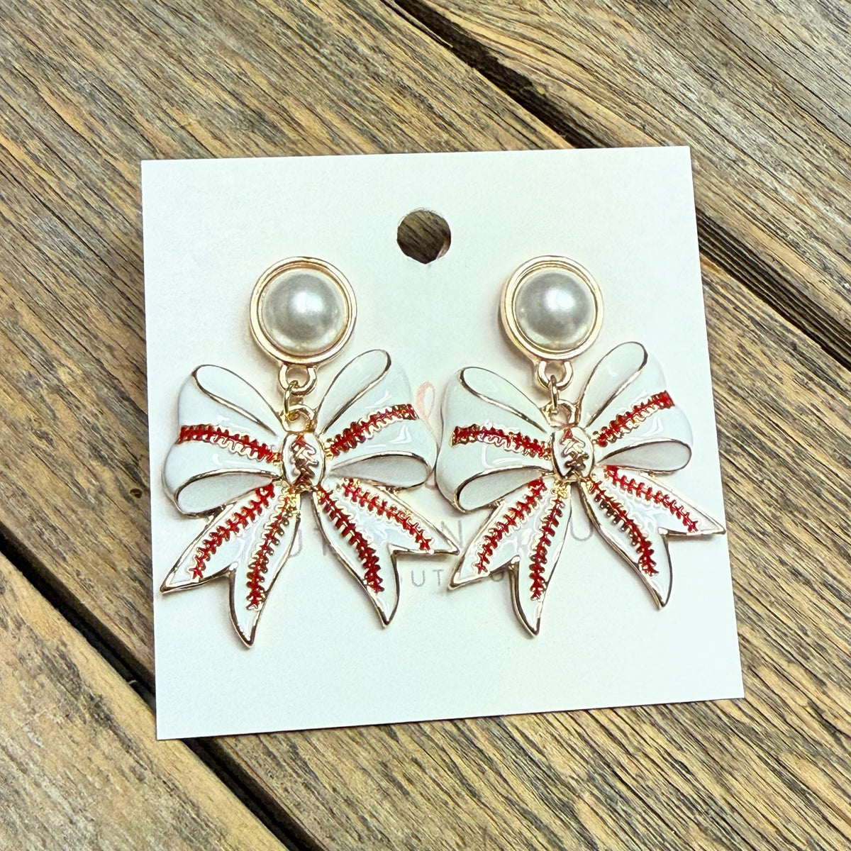 Pearl Baseball Bow Earrings | Gold