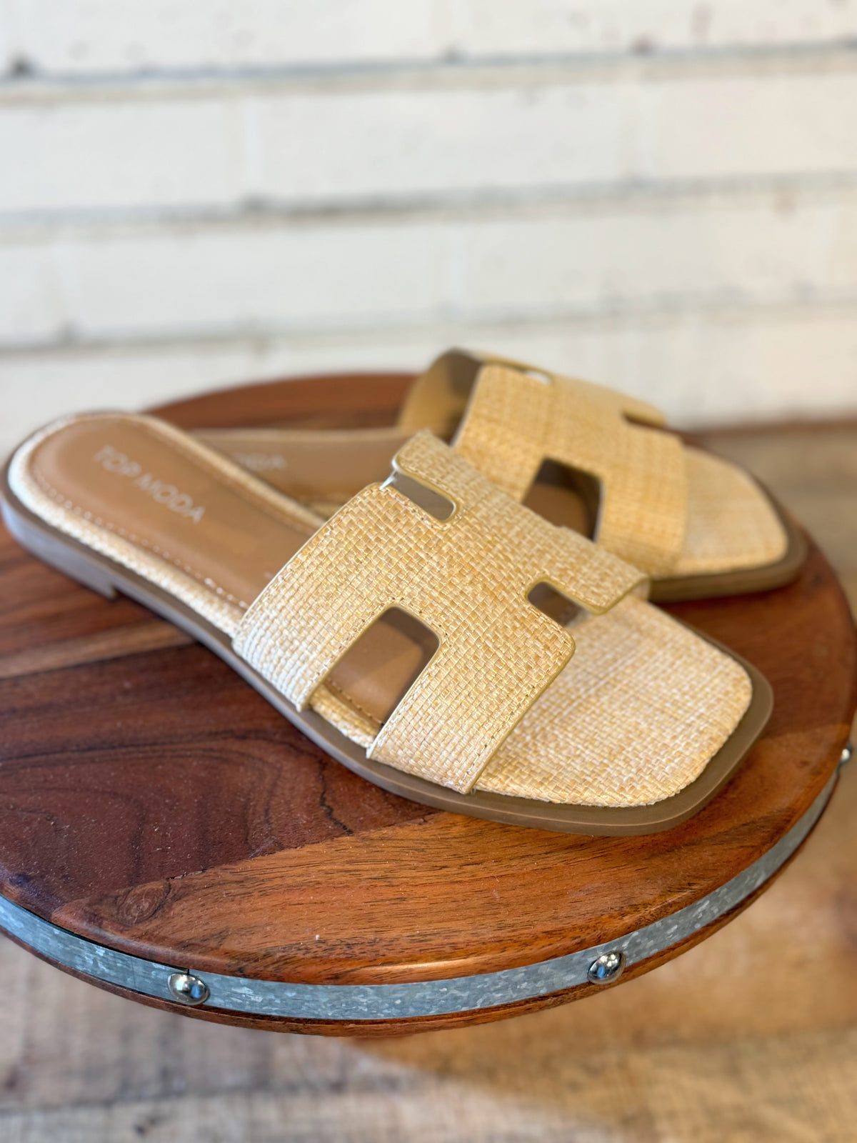 Elio Flat Sandal | Beige Raffia