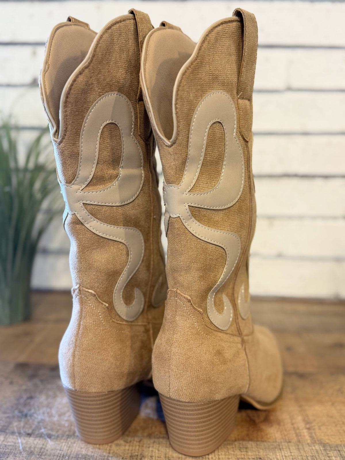 The Bowie | Almond Western Bow Boot