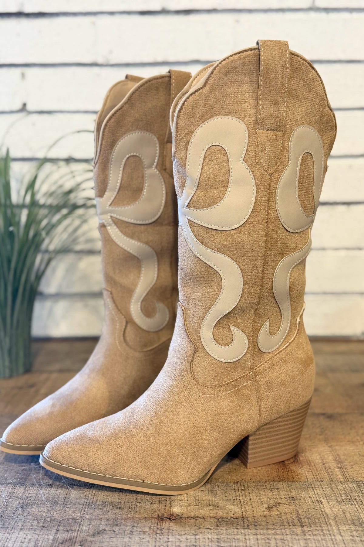 The Bowie | Almond Western Bow Boot