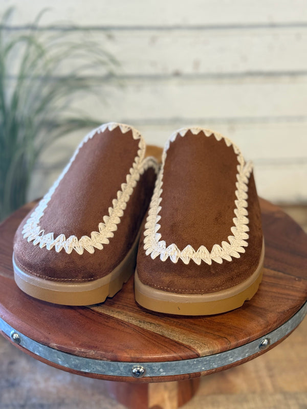 Crochet Stitch Moccasin Slide | Tan