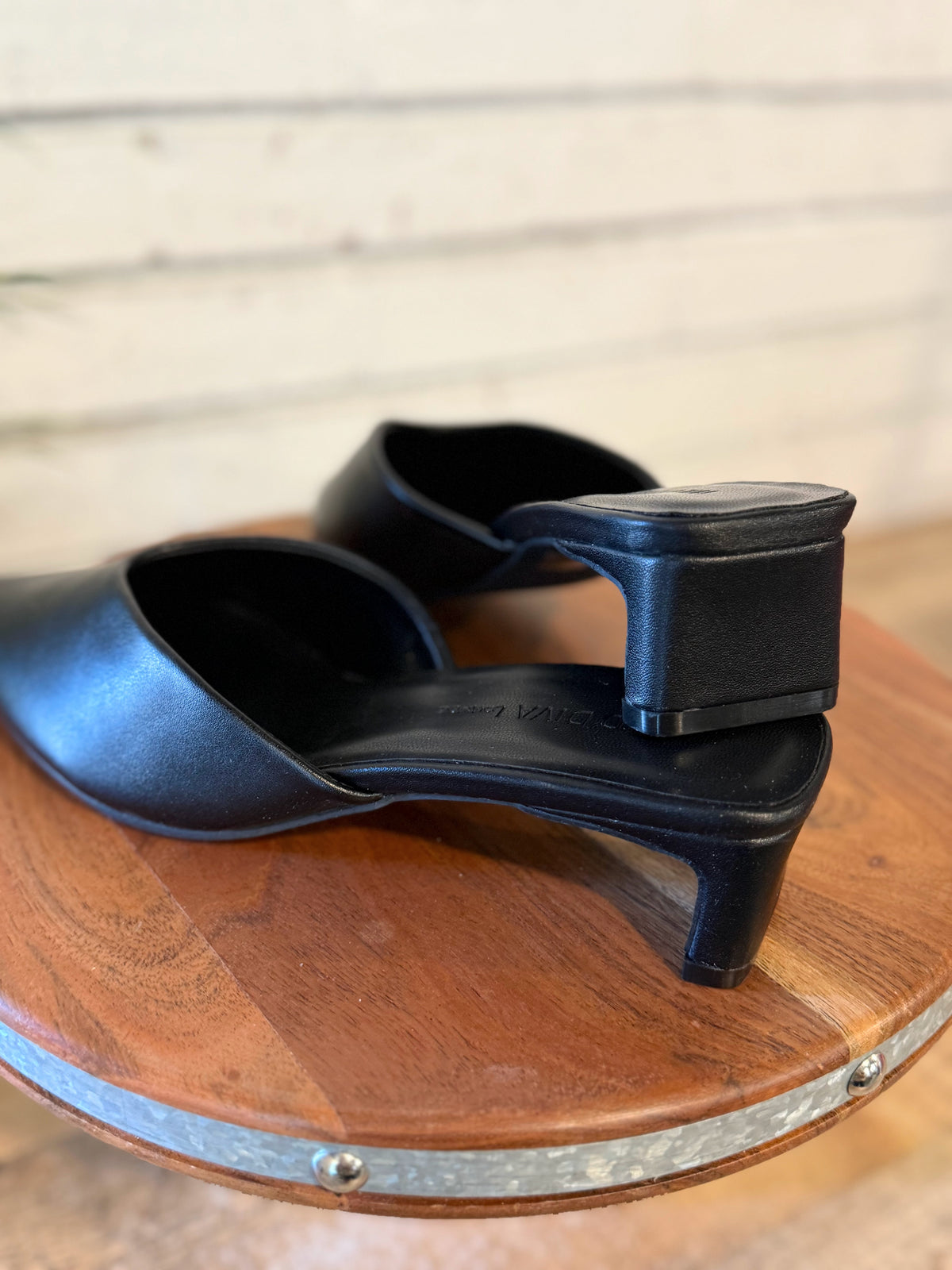 The Adina Pointed Toe Mule Heels | Black