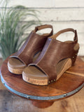 Corky's Carley Wedge | Tobacco