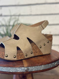 Corky's Cut It Out Wedge | Taupe