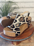 Corky's Carley Wedge | Gold Leopard