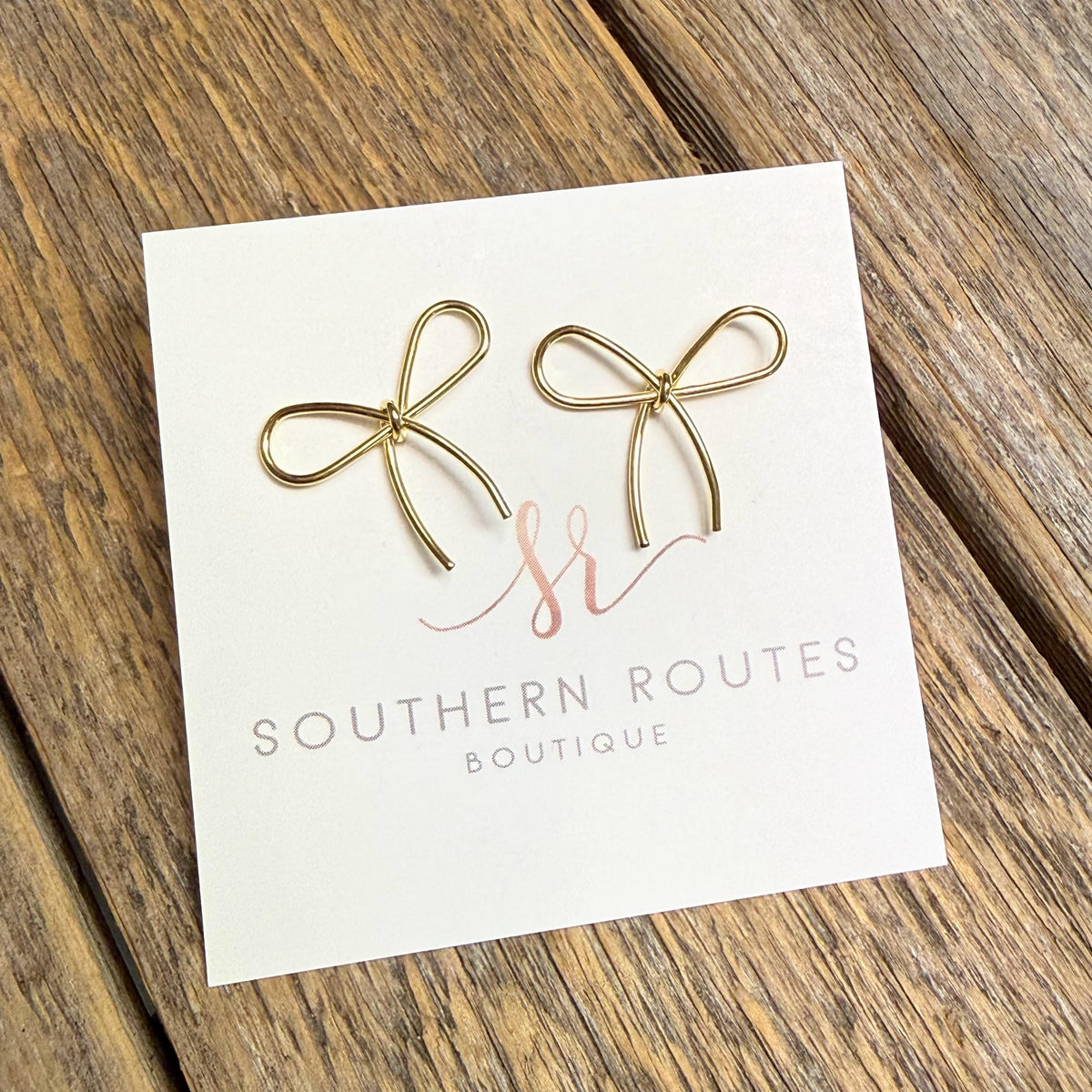 Bow Knot Stud Earrings | Gold