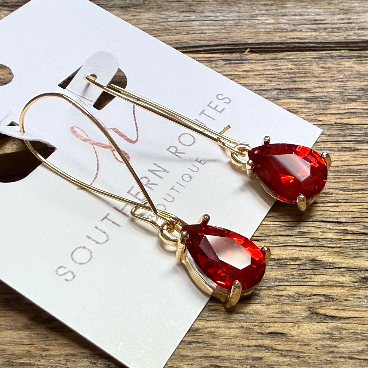 Teardrop Glass Stone Drop Earrings | Red