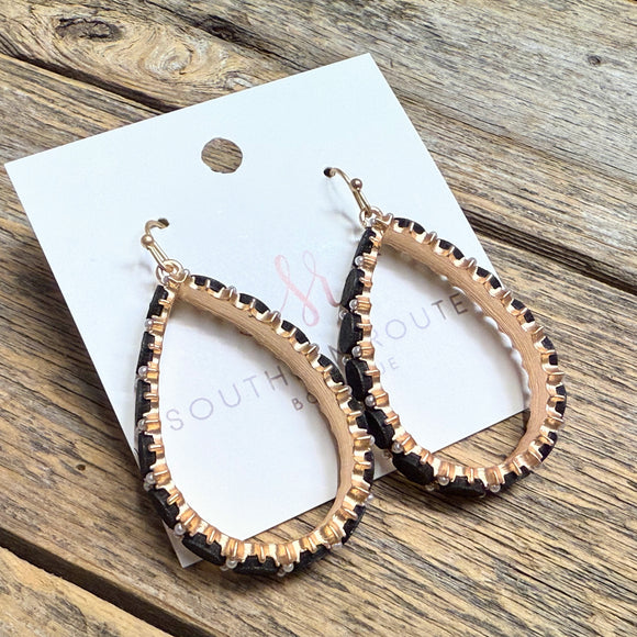 Wood/Pearl Accent Teardrop Earrings | Gold/Black