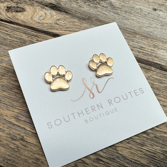 Cougar Paw Stud Earrings | Satin Gold