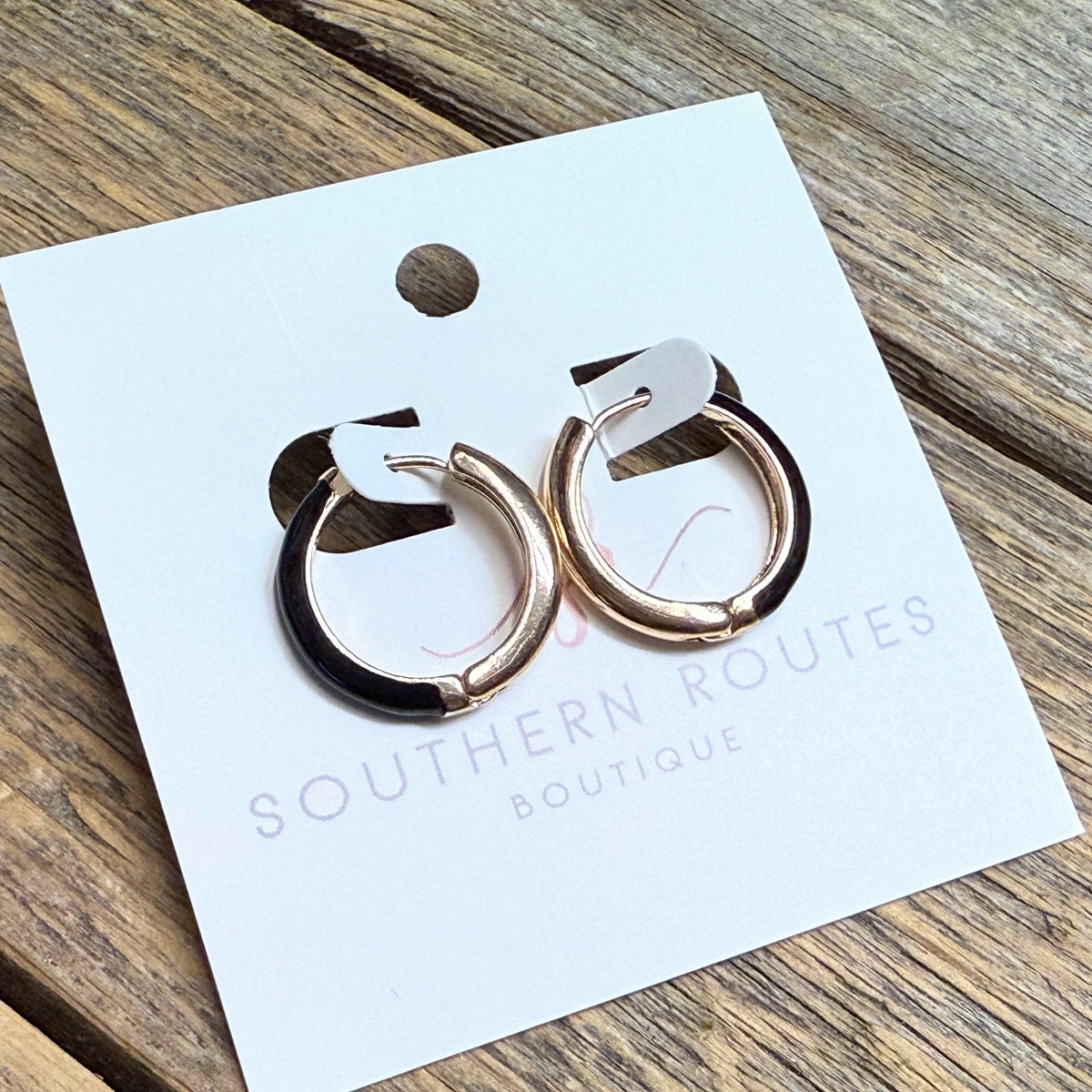 Huggie Hoop Earrings | Black/Gold