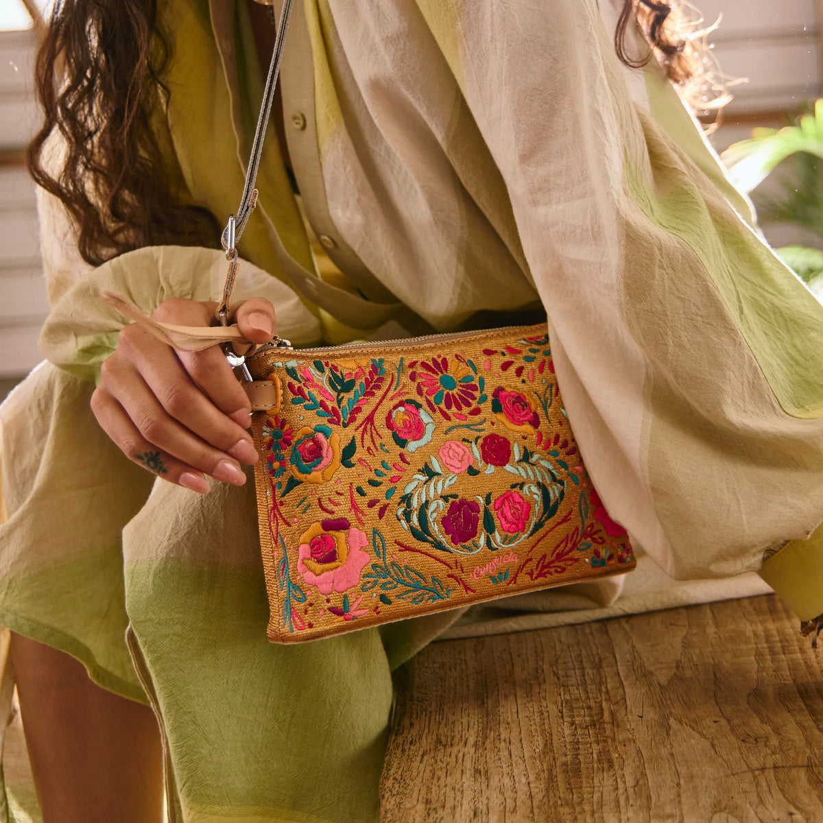 Consuela | Midtown | Bronzer