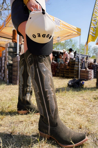 Rodeo Upside Down Trucker Cap | Black