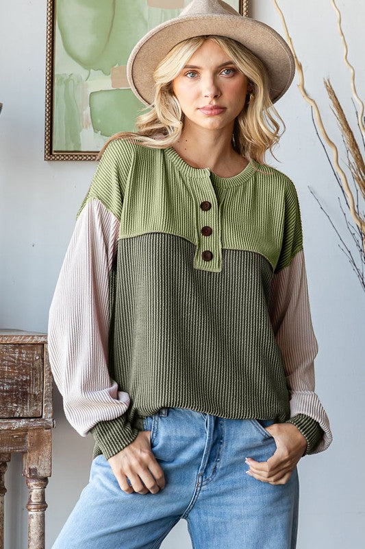 Color Block Rib Button Top | Olive