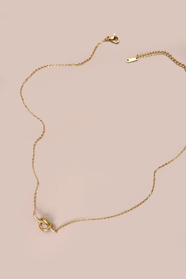 Stainless Knot Pendant Necklace | Gold