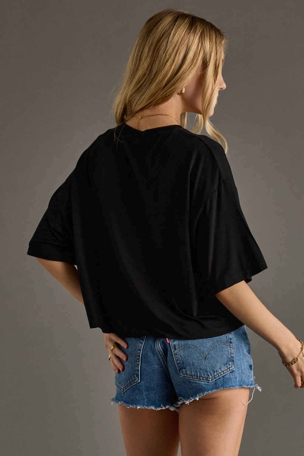 Giddy Up Cropped Tee | Black