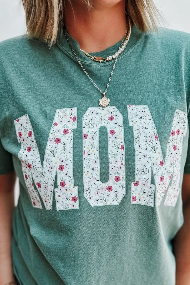 Floral Mom Tee | Light Green