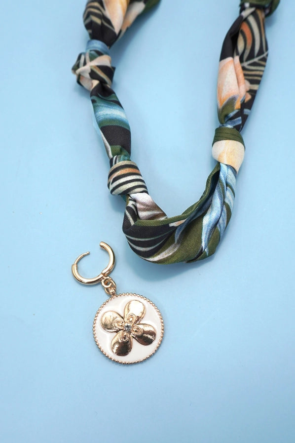 Handmade Scarf Necklace | Multi/Flower