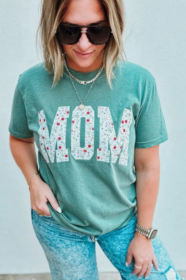 Floral Mom Tee | Light Green