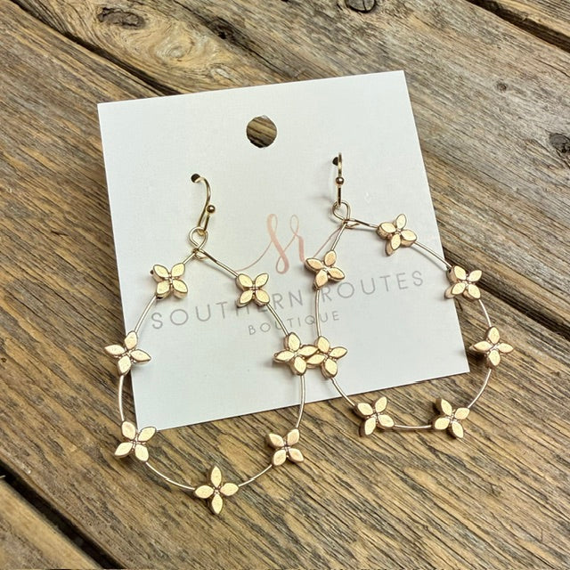 Teardrop Floral Accent Earrings | Gold