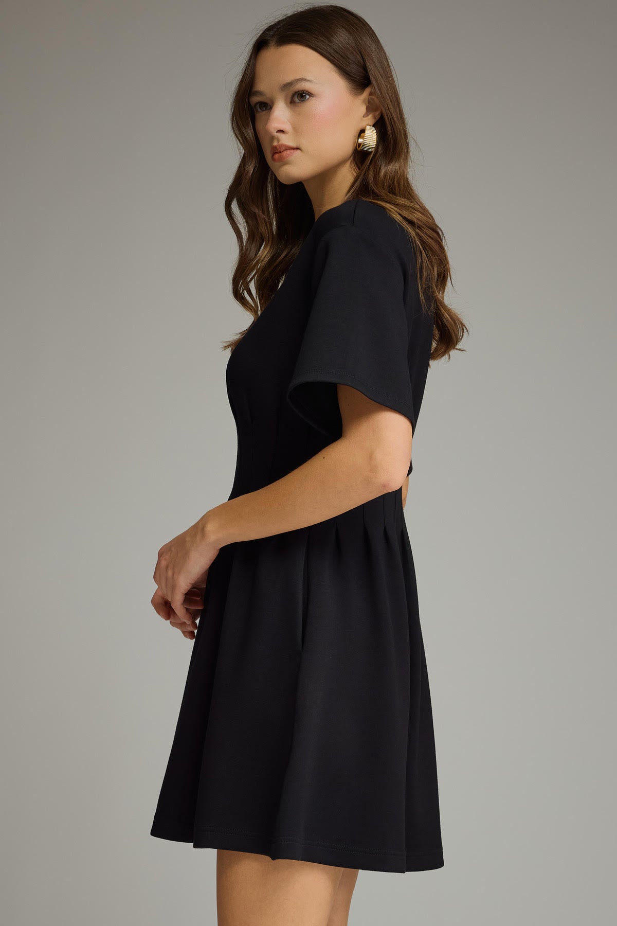 Solid Pintuck Waist Dress | Black