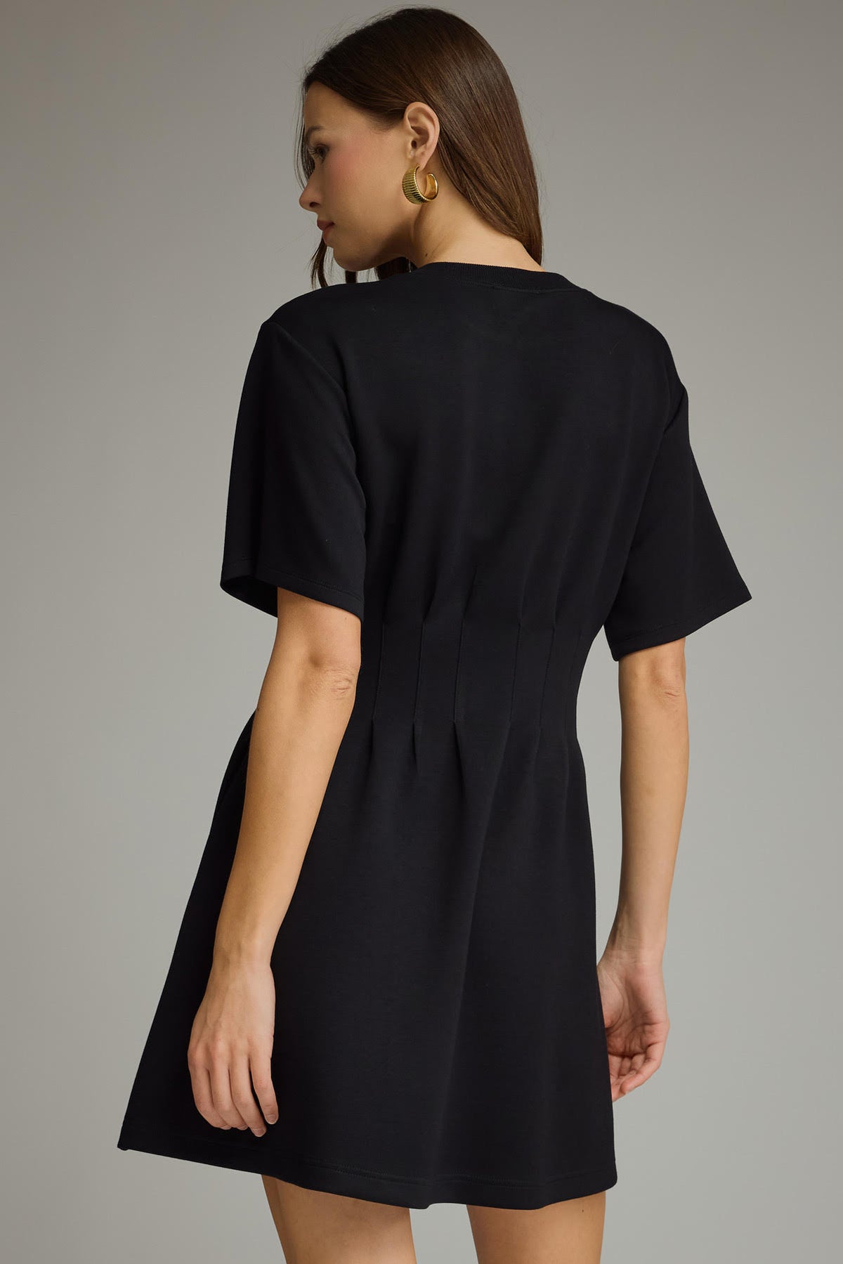 Solid Pintuck Waist Dress | Black