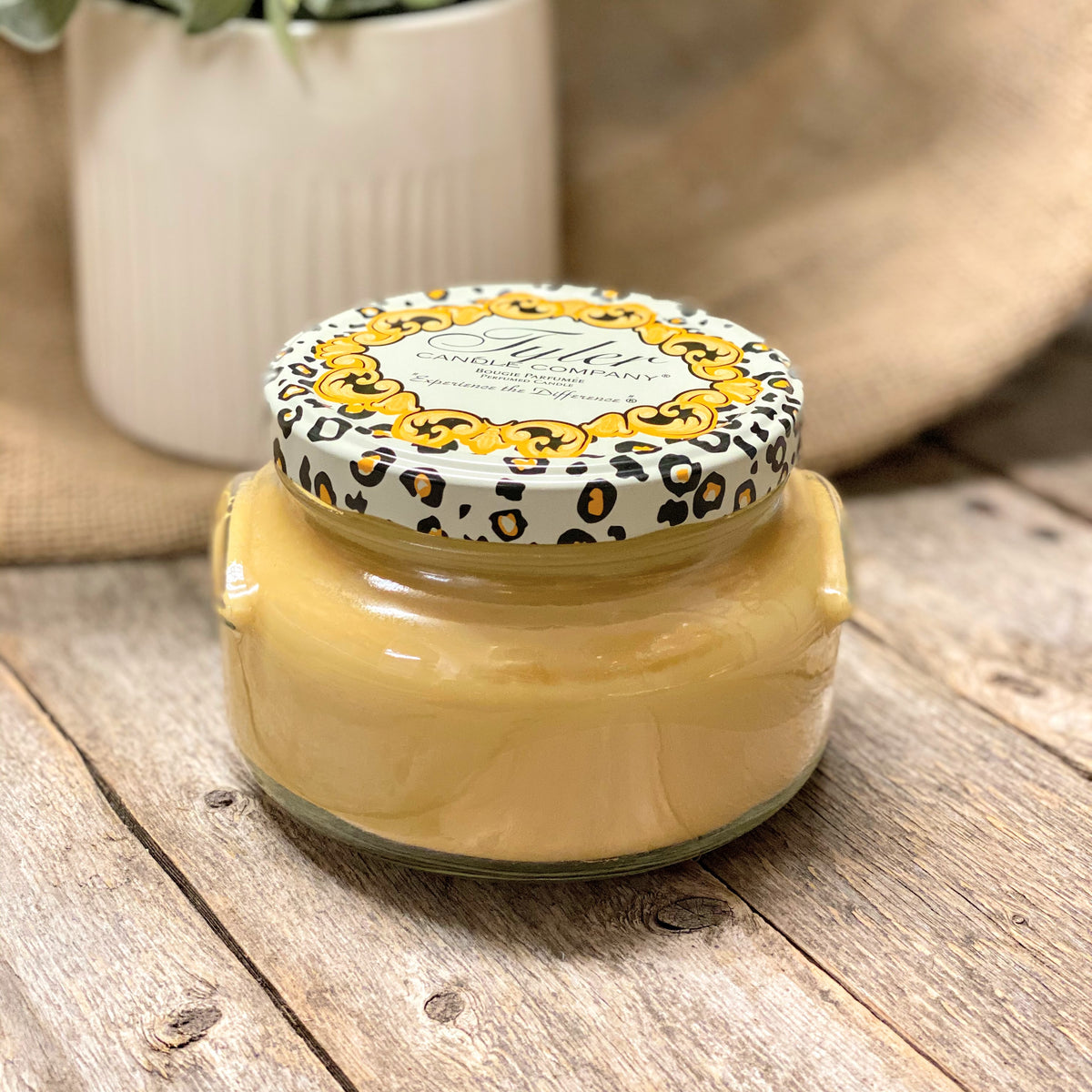 ICON Candle 22 oz. 2-Wick