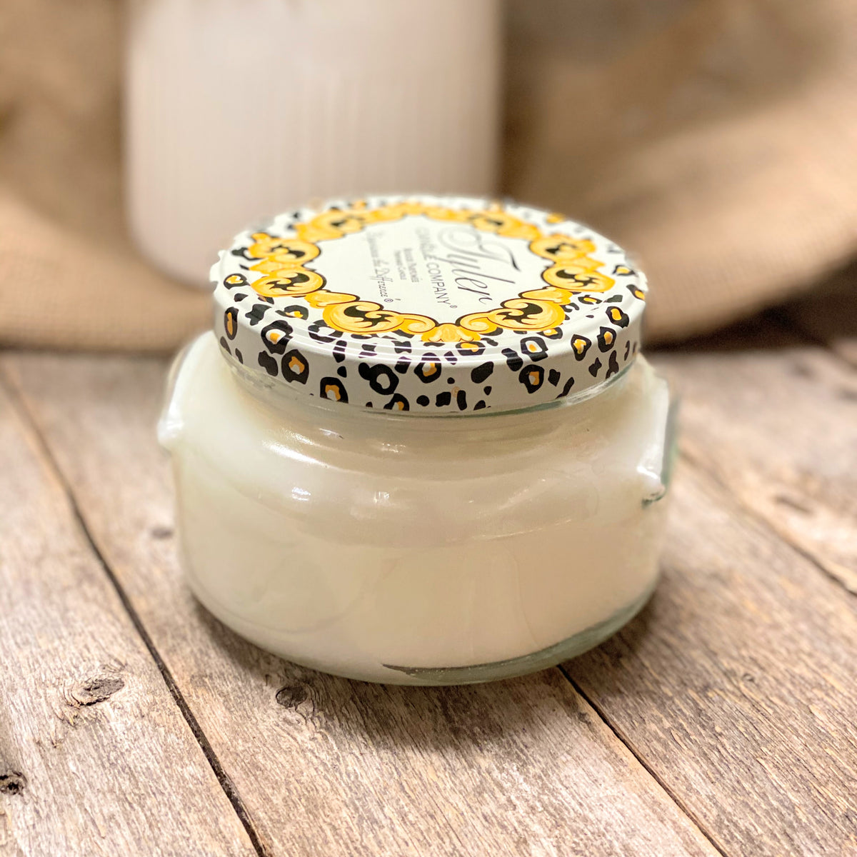 DOLCE VITA Candle 22 oz. 2-Wick